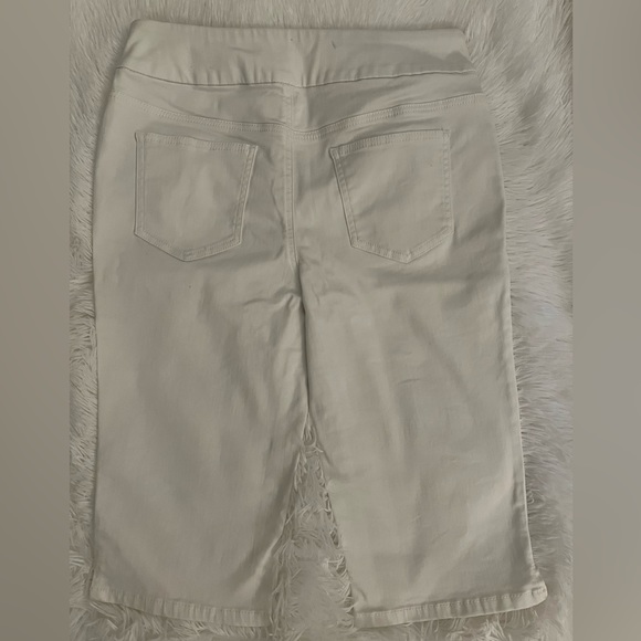 CHICOS PERFECT STRETCH PEDAL PUSHERS JEANS PANTS - Picture 6 of 12